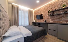 Imperial Apartment B